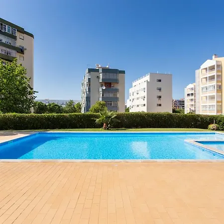 Daire Behappy Erika - Big Pool And Balcony With Bbq